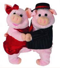 # 00387 : Fred & Astelle : Cuddle Barn    upc #  831133003879